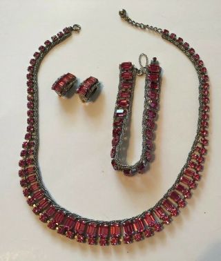 Stunning Vintage Pink Glass Rhinestone Necklace,  Bracelet & Clip On Earrings Set