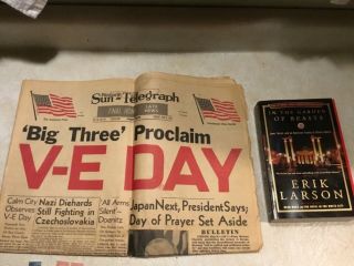 V - E DAY Victory in Europe 1945 Newspaper Swastika1941F 12 STAMP BOOK WW2 BEAST 2