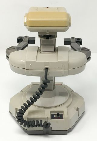 Vintage 1980s R.  O.  B.  NES Nintendo Robotic Operating Buddy B SCP 6
