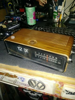 Vintage 1973 Panasonic Rc - 6253 Ic Lighted Flip Clock Am/fm Alarm Radio