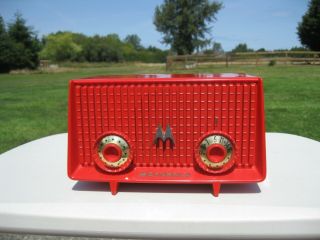 Vintage Motorola 56r Plaskon Tube Radio.  Red, .  Not Bakelite.