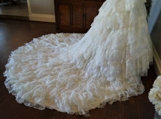 Vintage 1970s Wedding Gown Dress White Full Train Size 7 - 8 Cloud of Lace 5