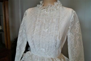 Vintage 1970s Wedding Gown Dress White Full Train Size 7 - 8 Cloud of Lace 8