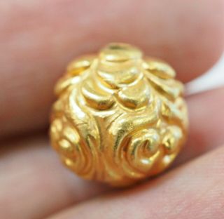 Antique Solid Gold 18K PYU Burmese Sacred Flower Carved Bead Pendant 2