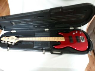 Vintage Deep Red " 1984 " Peavey Foundation Usa 4 String Bass Guitar W/hard Case