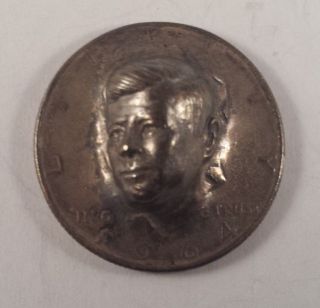 Vintage Dimensional John F.  Kennedy Cameo 1964 Coin 90 Silver Sterling