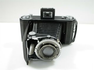 Vintage Kodak Vollenda 620 Folding Camera With 105mm F/4.  5 Tessar Lens And Case