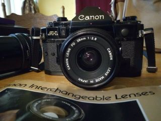 Vintage Canon A - 1 Camera & Canon 28mm 1:2.  8 Lens Canon 100 - 200mm 1:5.  6 Lens 3