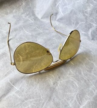 Vintage Vtg Ray Ban Gold Plated,  Yellow/ Brown Glass Frames Aviator sunglasses. 3