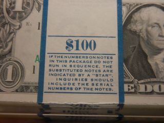 1 DOLLAR BILLS OLD SERIES 1969 VINTAGE MONEY PAPERWEIGHT 500 DOLLARS IN LUCITE 2
