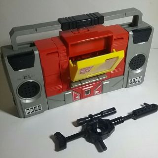 BLASTER 100 Complete 1985 Vintage Hasbro G1 Transformers DOOR 2