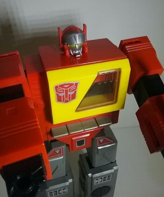 BLASTER 100 Complete 1985 Vintage Hasbro G1 Transformers DOOR 4