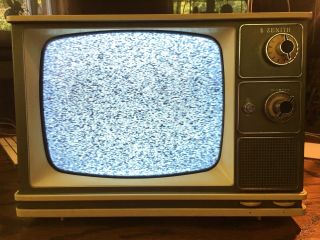 Rare Vintage Zenith Olive Green Television Tv G1350f 1970s