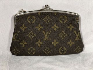 Rare vintage Louis Vuitton leather monogram coin purse Kiss Clasp 2