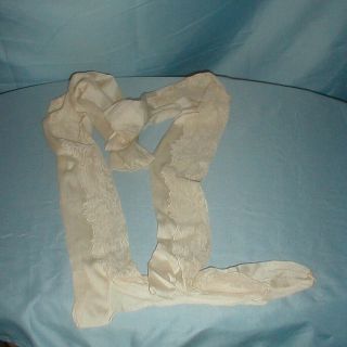 Antique Wedding Dress Stockings 1880 To 1890 Ivory Silk And Lace Victorian