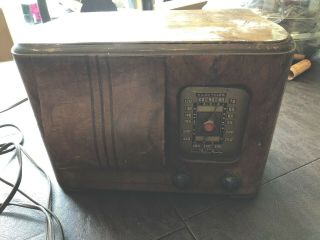 Vintage Wood Emerson Tube Type Radio - Ingraham Cabinet