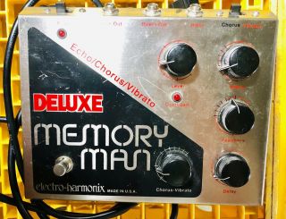 Electro Harmonix Deluxe Memory Man Analog Delay Guitar Effects Pedal Ehx Vintage