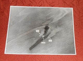 1944 Wwii Press Photo Ashokaku Class Japanese Carrier Hit By Pacific Fleet