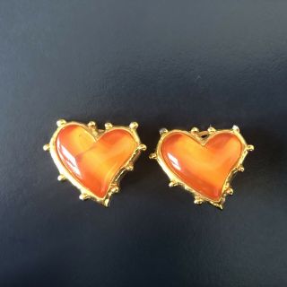 Christian Lacroix Vintage Gold Tone Clip On Earrings Orange Mini Heart S1994