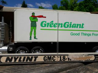 VINTAGE NYLINT GREEN GIANT GMC SEMI TRUCK 18 WHEELER 1980 ' S 3