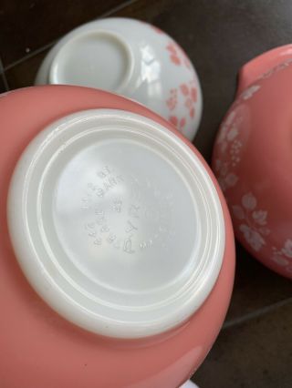 Pyrex Pink Gooseberry Cinderella Nesting Mixing Bowls Vintage Complete Set of 4 6