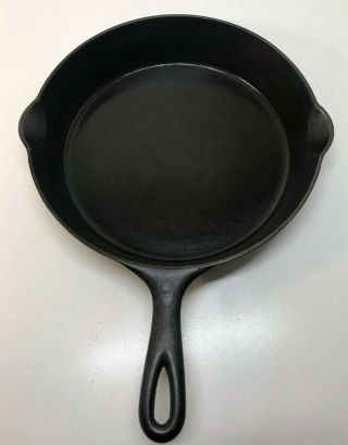 VINTAGE “ WAGNER “ “ SIDNEY “ O.  ARCH LOGO NO.  8 CAST IRON SKILLET WITH HEAT RING 3