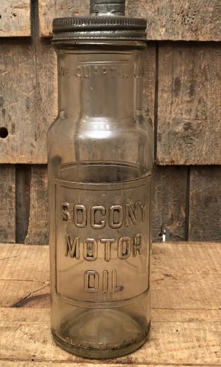 Vintage SOCONY Motor Oil Gas Service Station Quart Oil Glass Bottle 2