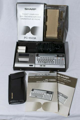 Vintage Sharp Pc - 1500a Pocket Computer & Case