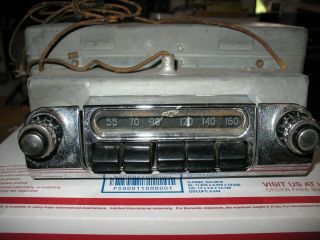 Chevrolet Vintage Radio Push Button (year ?) For Restoration Or Parts