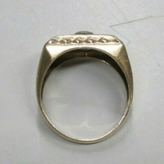 Vintage 10 K Yellow Gold Men ' s Ring Sz.  11.  5 w/Onyx and Diamond - 7.  8 Gr.  - AT MELT 5