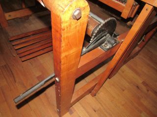 RARE VINTAGE ANTIQUE Maple Cambridge 4 Weaving LOOM - Museum Quality & 5