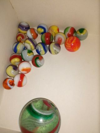 Estate Find 4lbs 250,  Vintage Glass Marbles Cateyes Swirl Popeye Corkscrew