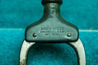 Obsolete Vintage HandCuffs The Iron Claw Argus Mfg Chicago,  IL Patent Pending 4