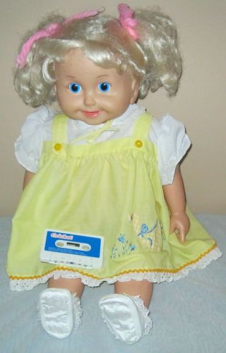 Vintage 1985 Playmates Cricket Talking Doll - Clothes Great Wow