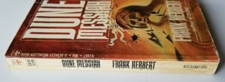 SIGNED Vintage DUNE MESSIAH FRANK HERBERT (Dune) Berkeley Medallion 1970 (kk) 4