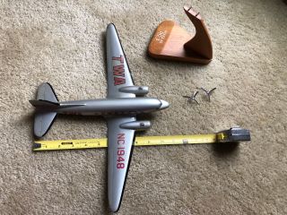 Vintage Trans World Airlines TWA Douglas DC - 3 Wood Desk Model Plane ES Airplane 6