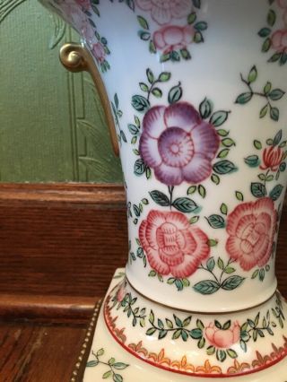 Vintage Pair Frederick Cooper Porcelain Lamps Hollywood Regency Floral Classical 8