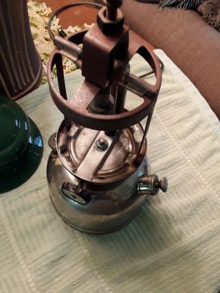 Vintage Coleman 202 lantern,  dated 9_61.  U.  S.  Only 7