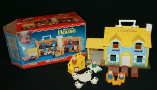 Vintage Fisher - Price Little People 952 Blue/yellow Play Family House Set W/box