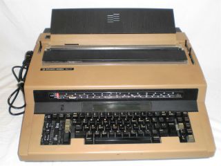 Vintage Silver Reed Ex 77 Typewriter