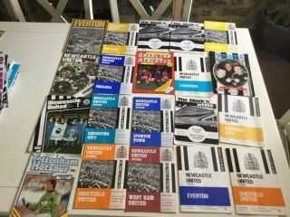 Newcastle United Vintage Programmes 1970s 1990s.  1994 5 Or 6 Signatures