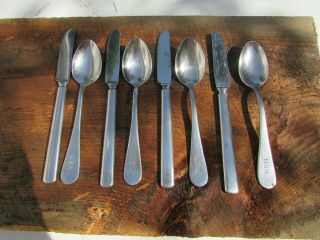 Ww2 U.  S.  Navy Spoons And Knives (set Of 8)