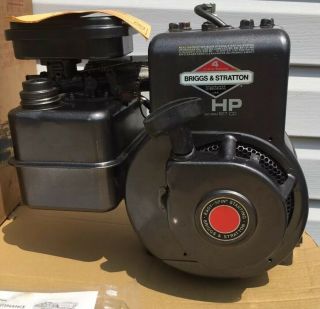 Vintage Briggs and Stratton 3hp engine 3 HP motor NOS Wow Model 80202 3
