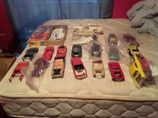 19 Model Cars Amt Revell Chevy Ford Vintage Collectible Parts Kits Toys