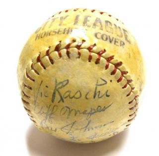 RARE Larry Yogi Berra Joe DiMaggio 1948 Yankees TEAM Signed Autographed Baseball 5
