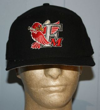 Vintage 1996 Northern League Fargo Moorhead Redhawks Fitted Hat Cap 7 5/8
