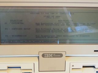 IBM vintage Laptop PC Convertible (Model 5140),  Power Supply,  Disks,  Powers on 3