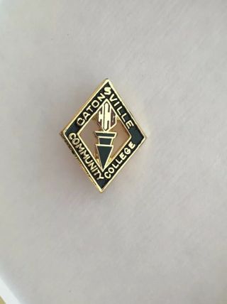Vintage Antique Cantonville Community College Nursing Pin Hh W/black And Red