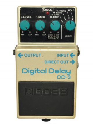 Boss Dd - 3,  Digital Delay,  Made In Japan,  1988,  Vintage Guitar Effect Pedal