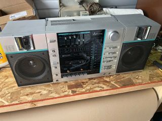 Rare Vintage Mitsubishi Tx - 82 Stereo Boombox Ghetto Blaster Am Fm Radio Cassette